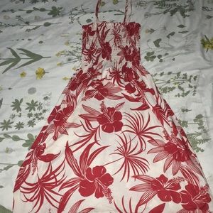 Hawaiian dress FREE GIFT IF WANTED WITH A PURCHASE